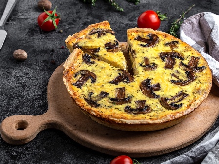 Киш пай с печурки и сирене - снимка на рецептата Киш пай с печурки и сирене - снимка на рецептата